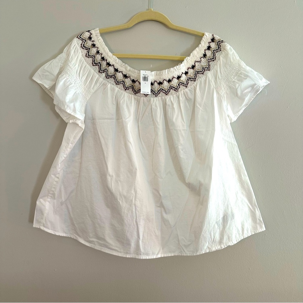 NWT Old Navy Off-The-Shoulder Top